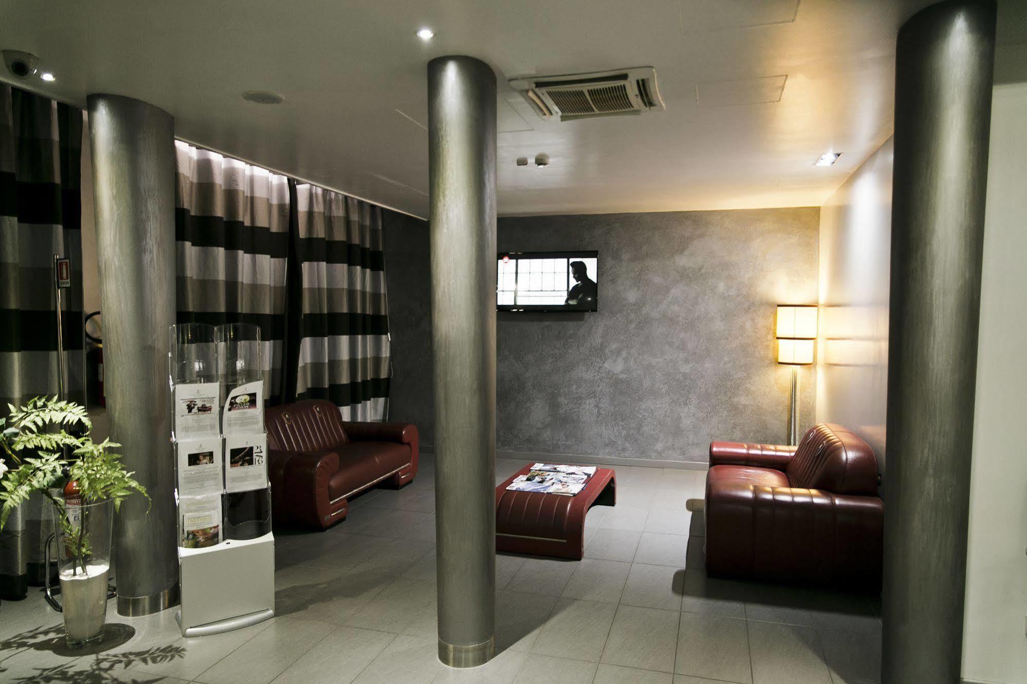 Daytona Business Hotel Collecchio Ngoại thất bức ảnh